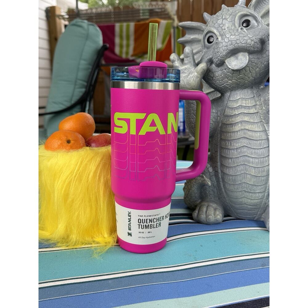 stanley 30 oz. quencher h2.0 flowstate tumbler